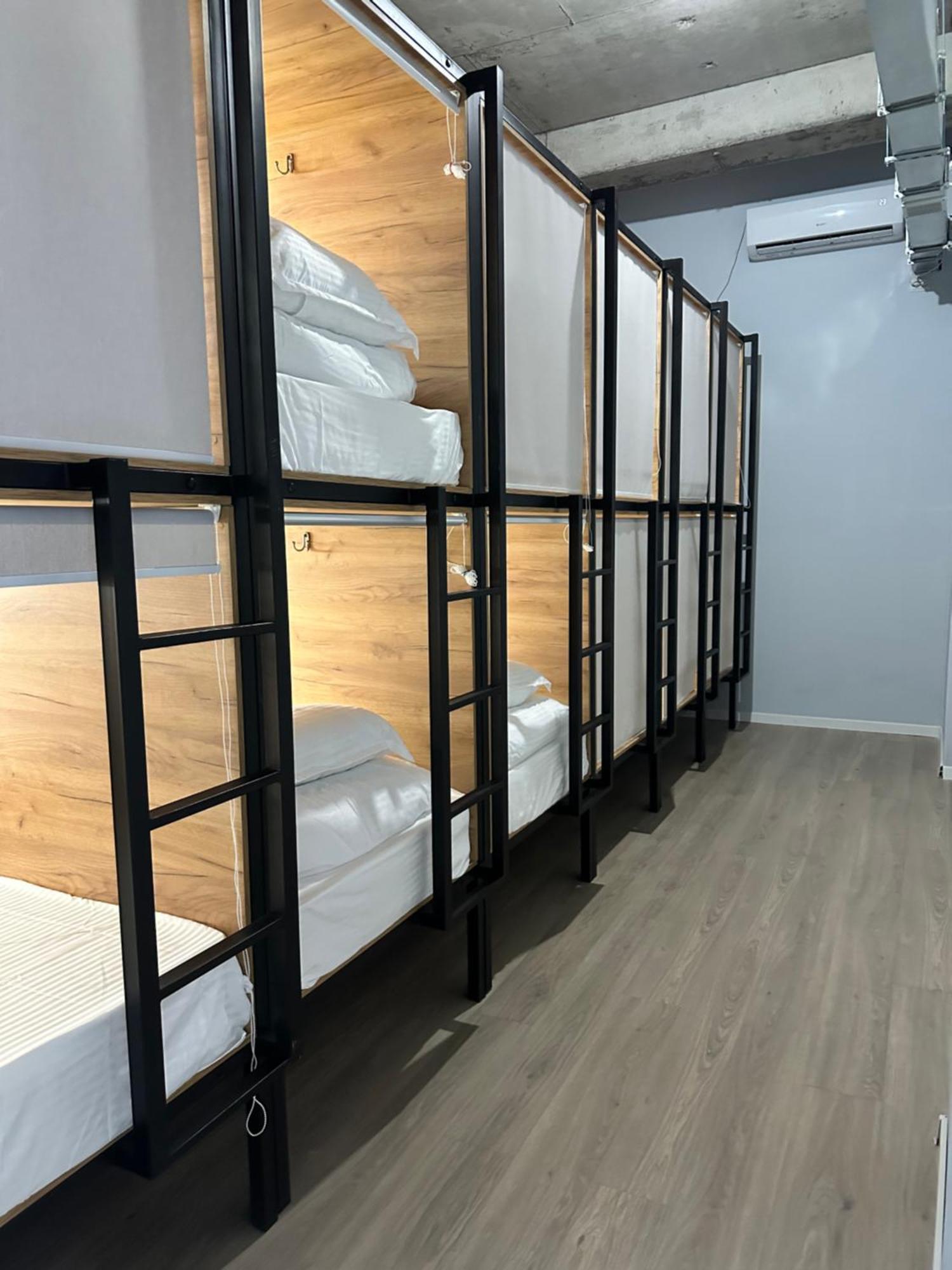 Hostel O2 Almaty Eksteriør billede